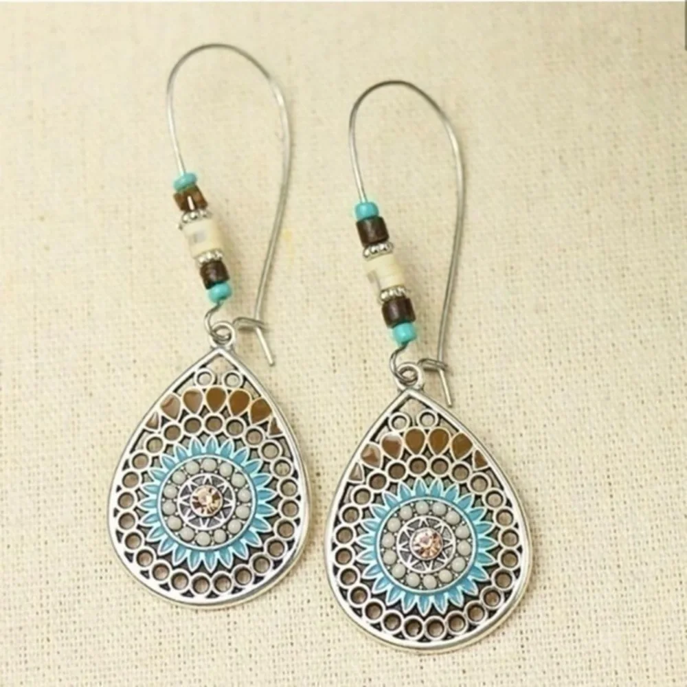 🆕 Boho Beaded Turquoise Drop Hoop Earrings - Picture 2 of 3